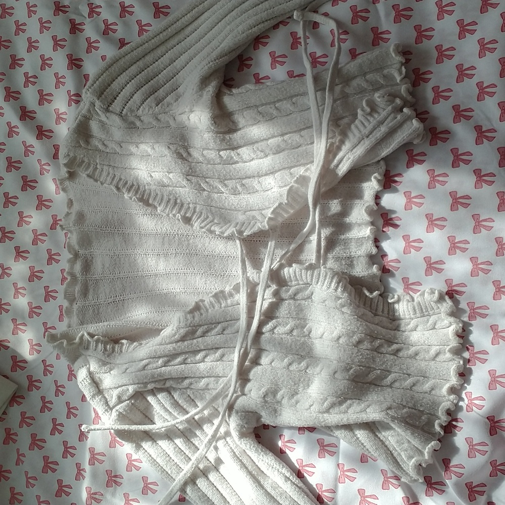 Sweater Cropped - Picture 2 of 2